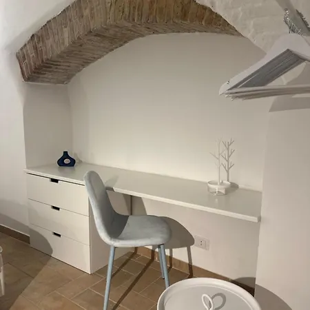 Medieval Hydro Chrome Kingsize Therapy In Perugia